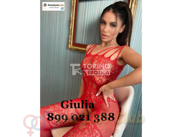 Giulia 899 021 388 telefono erotico in diretta con premiumline